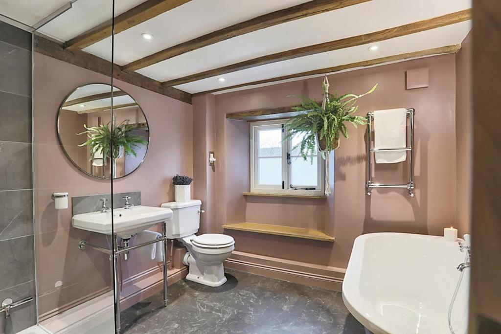 Luxury Cotswold Cottage With Hot Tub In Stow On The Wold! المظهر الخارجي الصورة